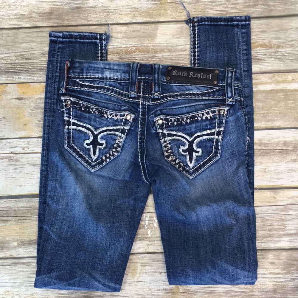Rock Revival Women's Dark Wash Embroidered Pocket Jeans - Blue